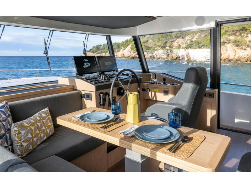 BENETEAU Swift Trawler 54